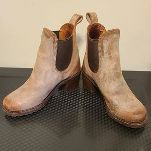 Frye Women's Sabrina Chelsea Boot, Chocolate, 8 M US